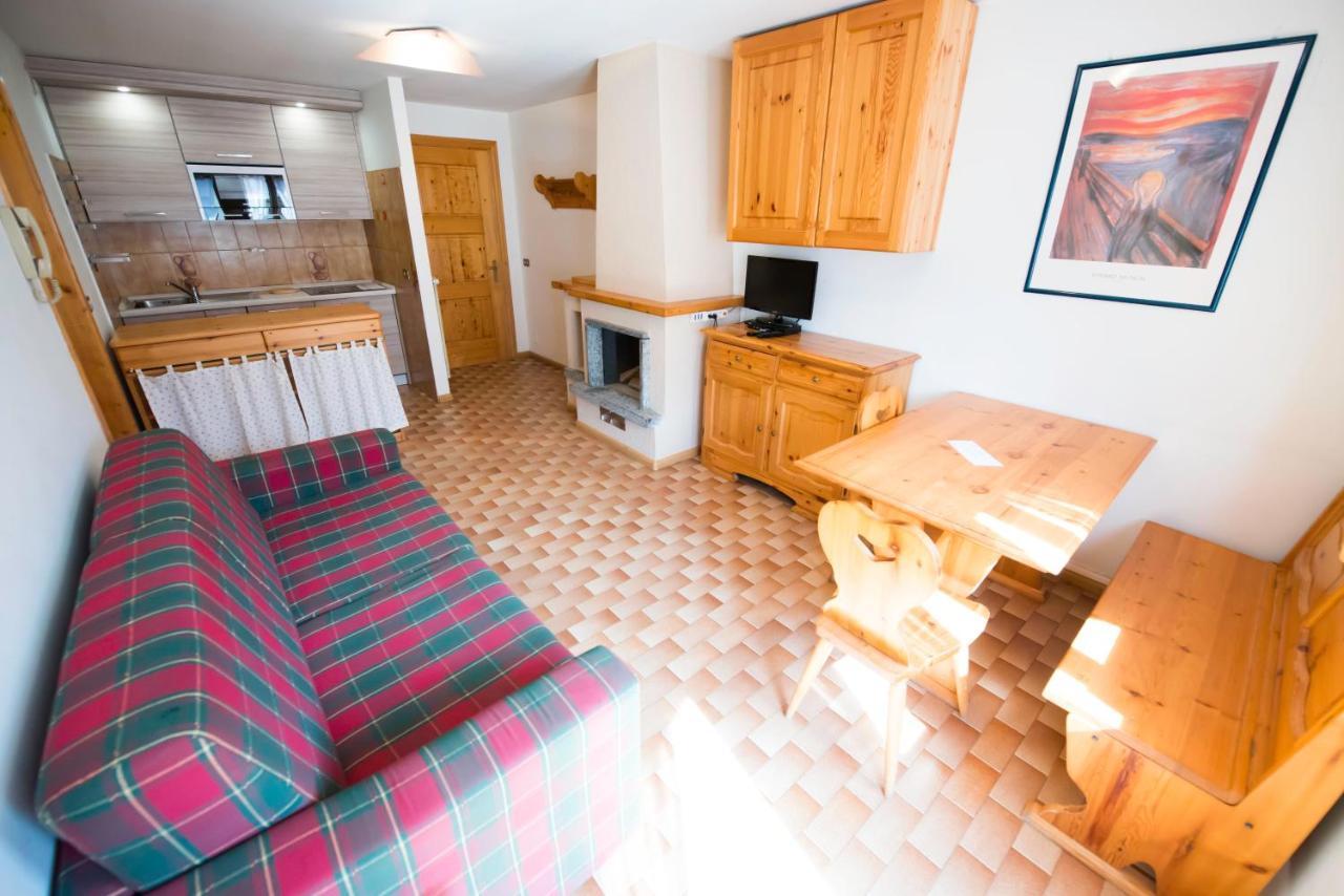 Casa Guana Apartman Livigno Kültér fotó